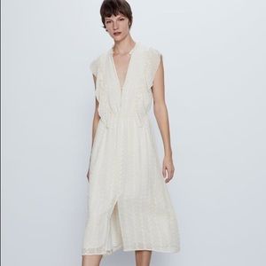 Beautiful cream Zara dress.